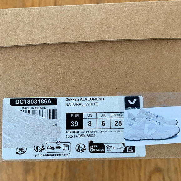 Veja Dekkan Alveomesh Sneaker, Women’s Size 8, Natural with White 🤍 - Picture 8 of 13